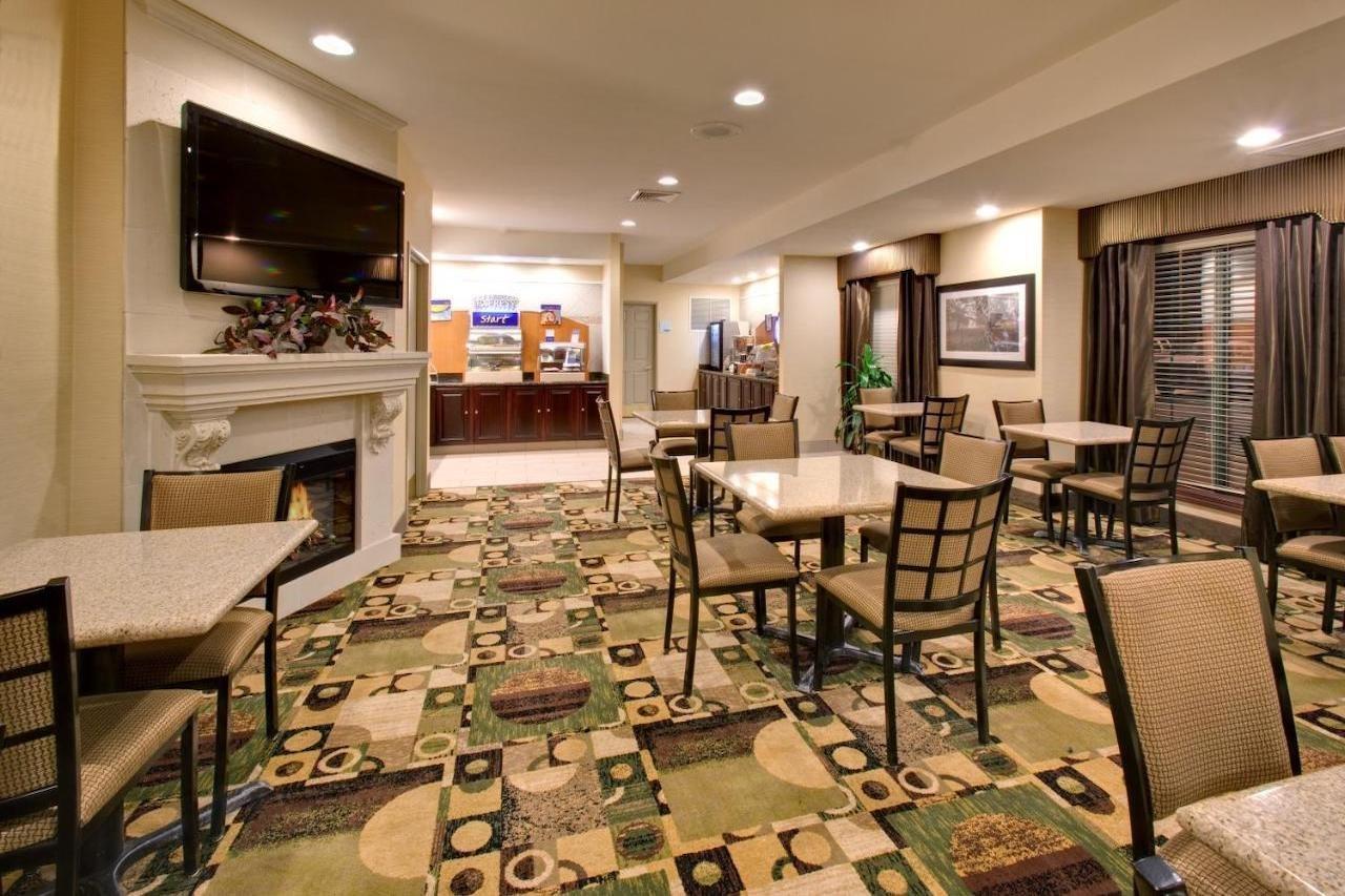 Holiday Inn Express Hotel & Suites Pleasant Prairie-Kenosha By Ihg Exterior photo